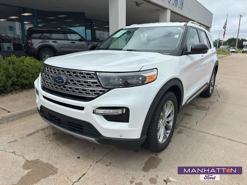 Used 2023 Ford Explorer Limited w/ Equipment Group 301A RWD image 1