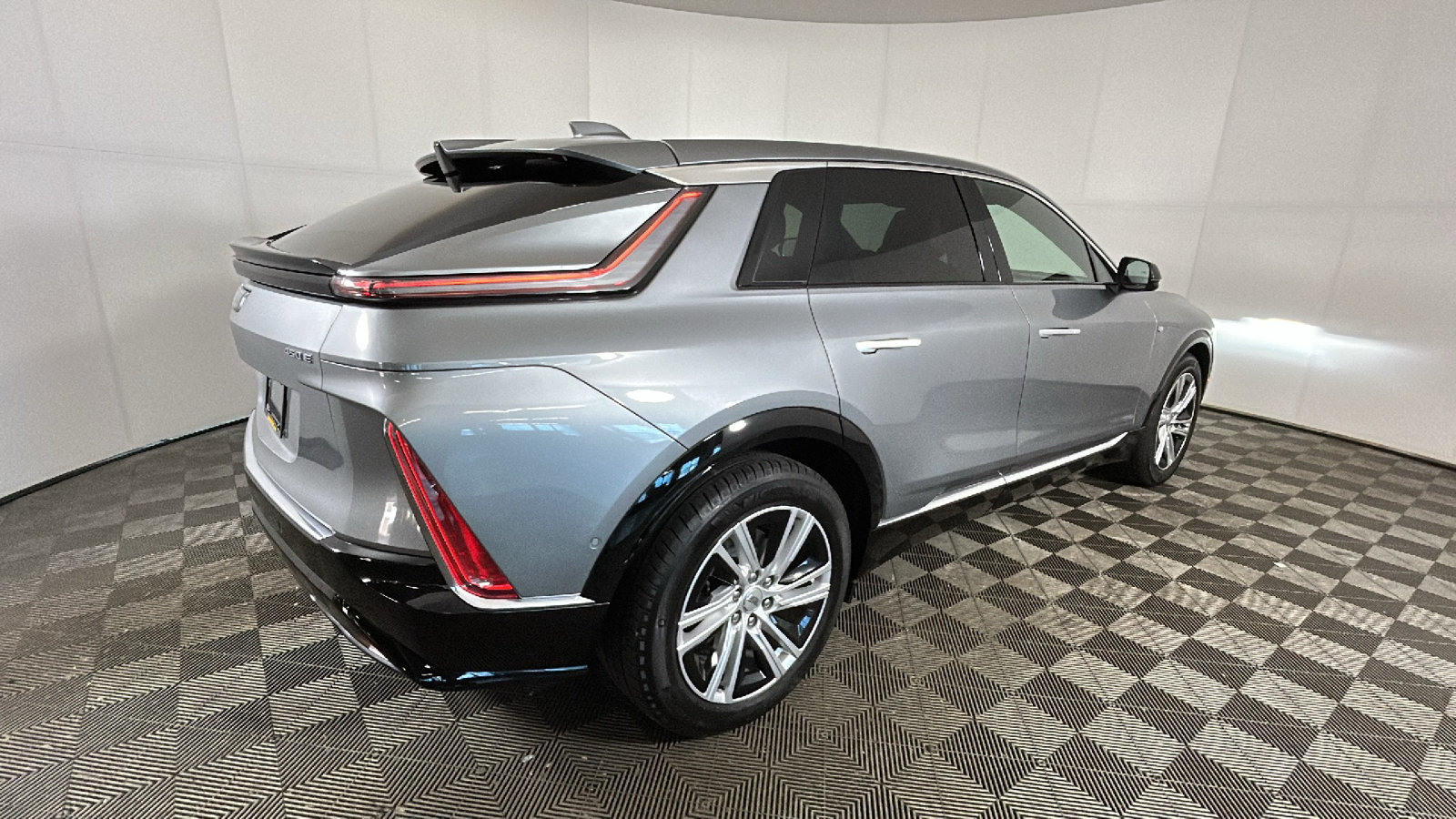 Used 2024 Cadillac Lyriq Tech w/ Driver Assist Package RWD image 3