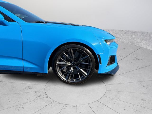 Certified 2022 Chevrolet Camaro ZL1 w/ LPO, ZL1 Protection Package RWD image 32