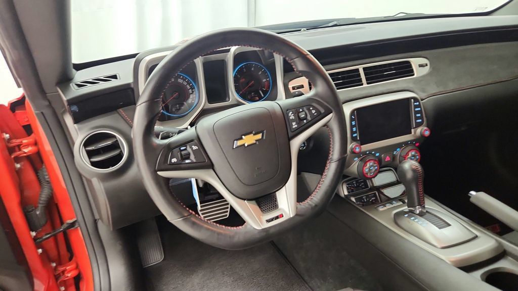 Used 2013 Chevrolet Camaro ZL1 RWD image 18