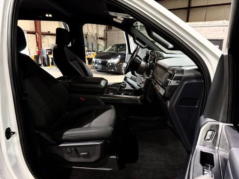 Used 2022 Ford F150 XLT w/ Equipment Group 302A High AWD/4WD image 26