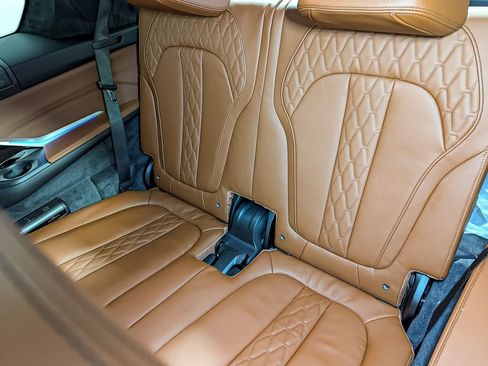 New 2026 BMW ALPINA XB7 image 42