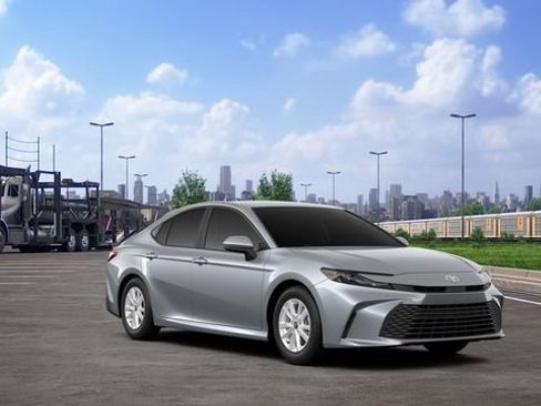 New 2026 Toyota Camry LE image 16