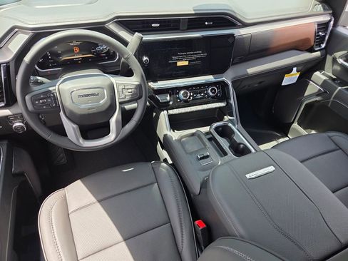 New 2026 GMC Sierra 2500 Denali w/ Denali Reserve Package AWD/4WD image 7