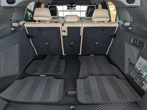 Used 2025 BMW X3 xDrive30i w/ Premium Package image 14