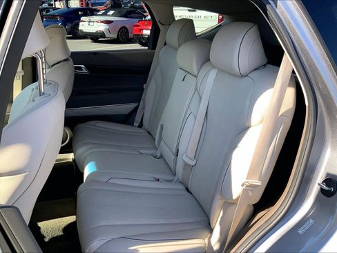 Used 2024 Genesis GV80 2.5T w/ Prestige Package image 20