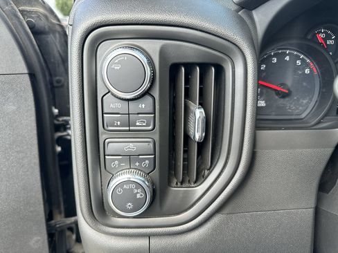Used 2023 GMC Sierra 1500 Pro w/ Pro Value Package AWD/4WD image 18