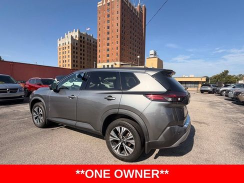Used 2021 Nissan Rogue SV FWD image 3