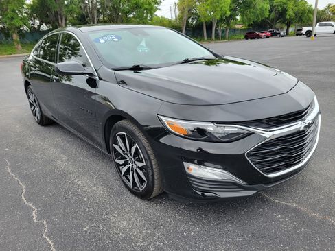 Certified 2024 Chevrolet Malibu RS image 3