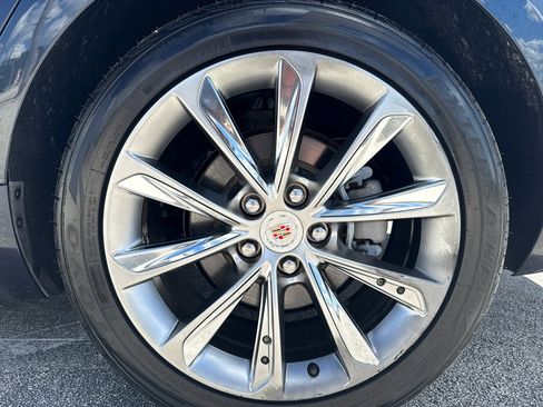 Used 2013 Cadillac XTS 4dr Sdn FWD image 41