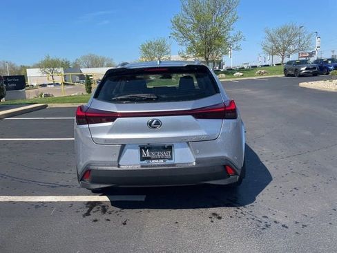 New 2026 Lexus UX 300h AWD image 4