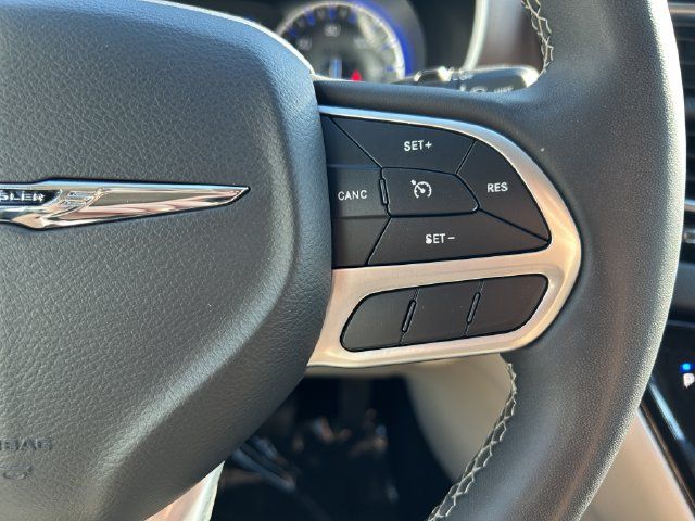 Used 2023 Chrysler Voyager LX FWD image 31