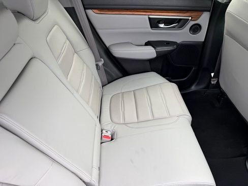 Used 2022 Honda CR-V Touring image 19