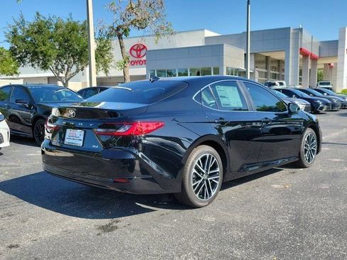 New 2026 Toyota Camry XLE FWD image 4