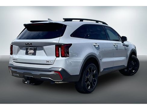 Used 2025 Kia Sorento X-Line EX AWD/4WD image 6