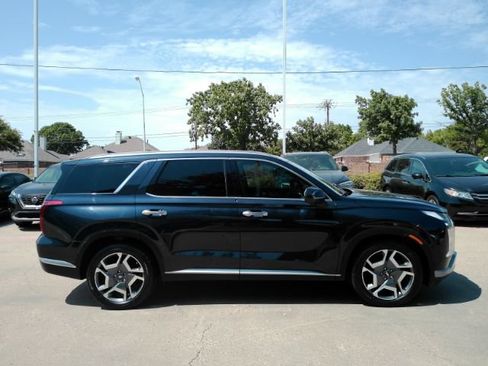 Used 2024 Hyundai Palisade Limited FWD image 5