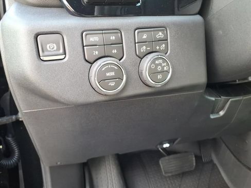 New 2026 Chevrolet Silverado 2500 ZR2 AWD/4WD image 15