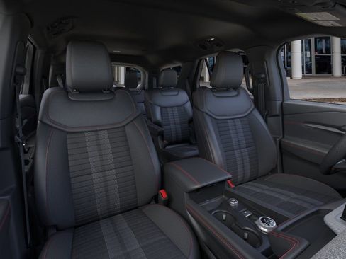 New 2026 Ford Explorer ST-Line w/ ST-Line Street Pack image 10