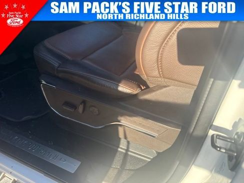 Used 2025 Ford F250 King Ranch w/ FX4 Off-Road Package AWD/4WD image 8