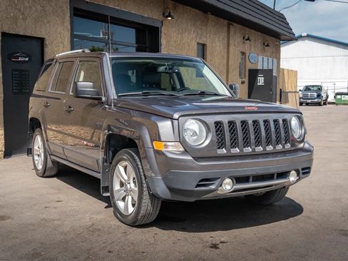 Used 2015 Jeep Patriot Limited AWD/4WD image 4