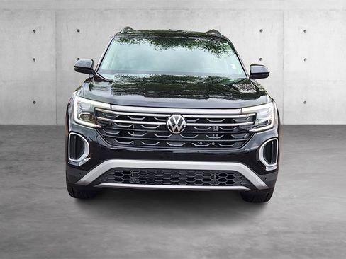 New 2025 Volkswagen Atlas Peak Edition SE image 22