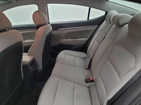 Used 2018 Hyundai Elantra SEL FWD image 18