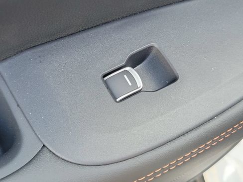 Certified 2026 Honda HR-V Sport image 17