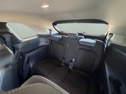 Used 2024 MAZDA CX-90 3.3 Turbo w/ Premium Package image 18