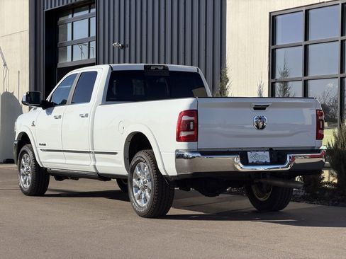 Used 2022 RAM 3500 Limited image 3