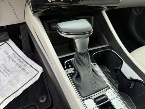 Used 2022 Hyundai Tucson SEL w/ Convenience + Premium Package image 19