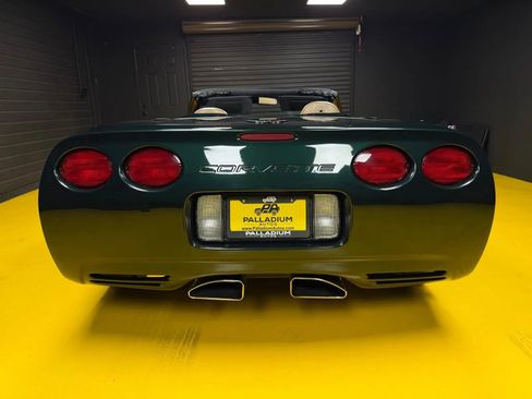 Used 2000 Chevrolet Corvette Convertible w/ Memory Pkg RWD image 5