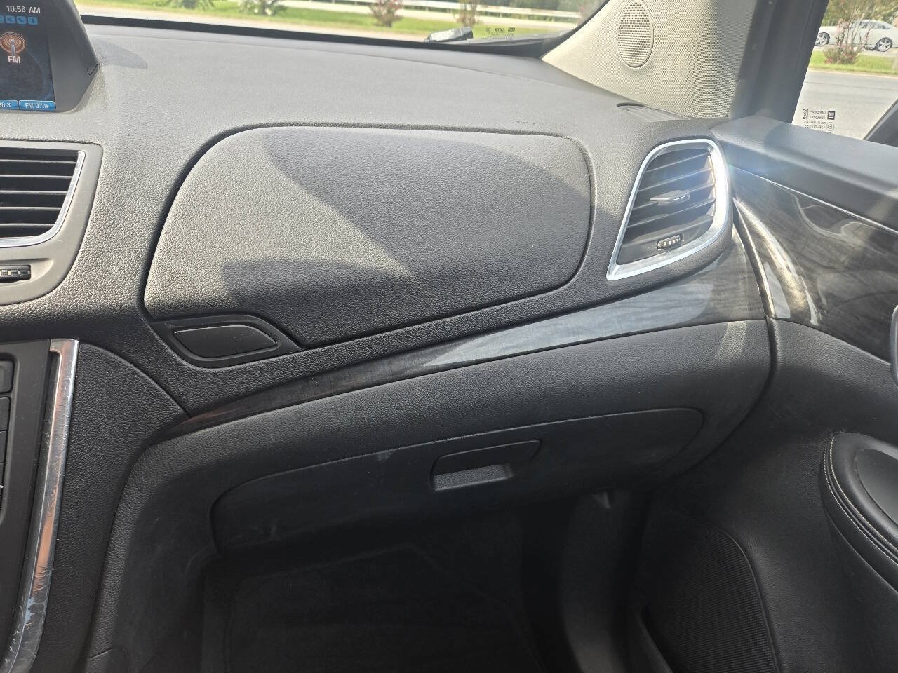 Used 2015 Buick Encore AWD image 57