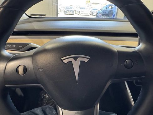 Used 2018 Tesla Model 3 Long Range RWD image 20