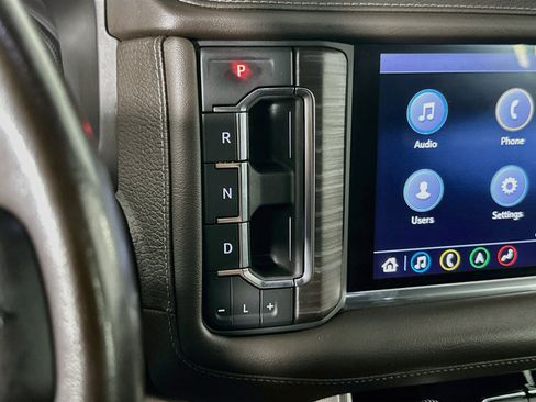 Used 2021 GMC Yukon Denali w/ Denali Premium Package AWD/4WD image 25