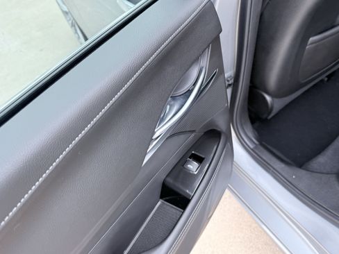 Used 2025 Cadillac CT4 Premium Luxury image 31