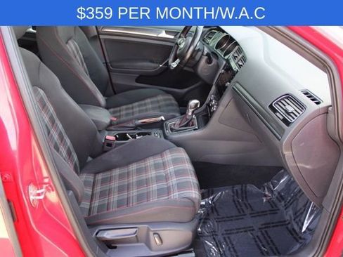 Used 2018 Volkswagen GTI SE FWD image 18