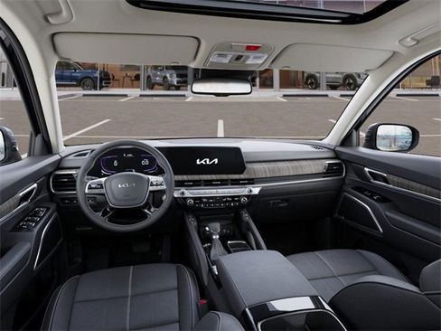 New 2025 Kia Telluride EX image 14