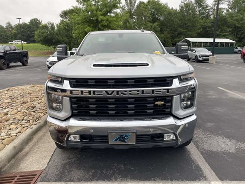 Used 2021 Chevrolet Silverado 2500 LT w/ Texas Edition AWD/4WD image 2
