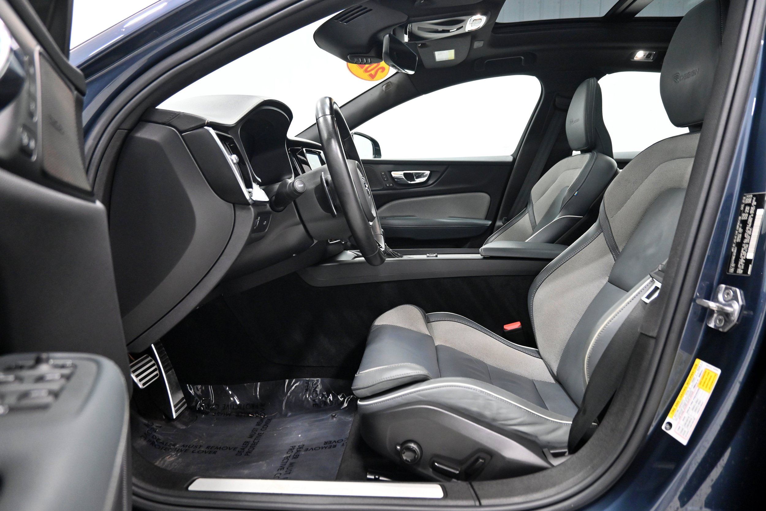 Used 2020 Volvo S60 T6 R-Design AWD/4WD image 5