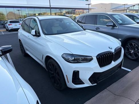 Used 2024 BMW X3 xDrive30i w/ Premium Package AWD/4WD image 2