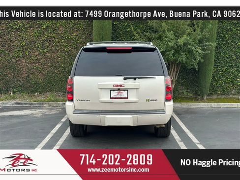 Used 2012 GMC Yukon Denali image 7