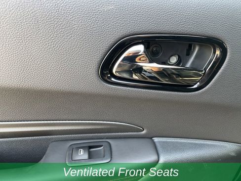 Used 2024 Dodge Durango GT image 29