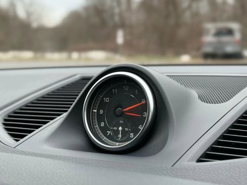 Used 2018 Porsche Macan Sport Edition image 11