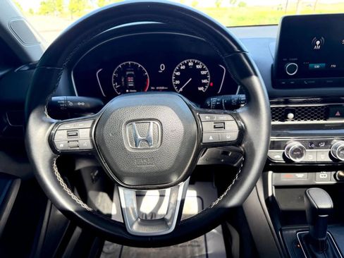 Used 2024 Honda Civic EX-L image 14