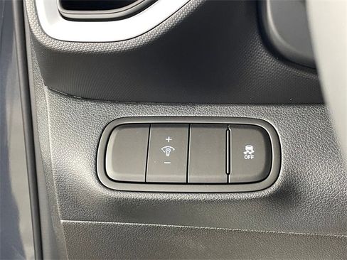 New 2025 Hyundai Venue Limited image 12