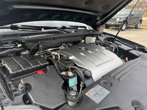 Used 2011 Cadillac DTS Limousine image 45