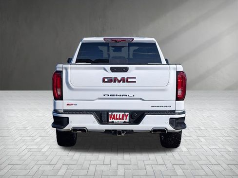Used 2022 GMC Sierra 1500 Denali w/ Denali Reserve Package image 9