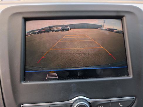 Used 2021 Chevrolet Equinox LT image 11