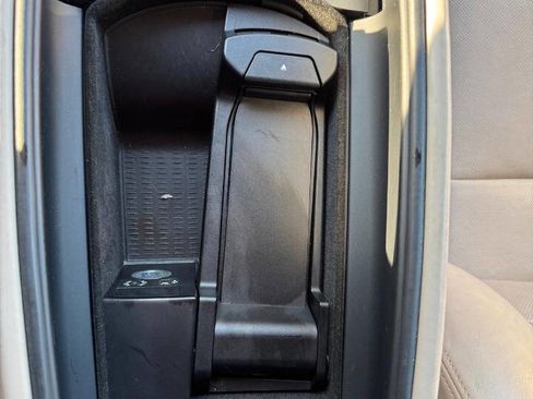 Used 2012 BMW ALPINA B7 xDrive LWB w/ Luxury Rear Seating Pkg image 51