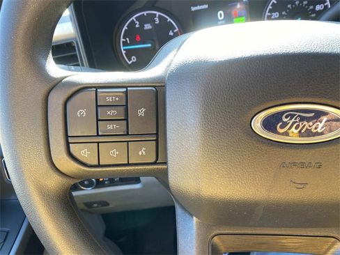 Used 2025 Ford F250 XLT image 23